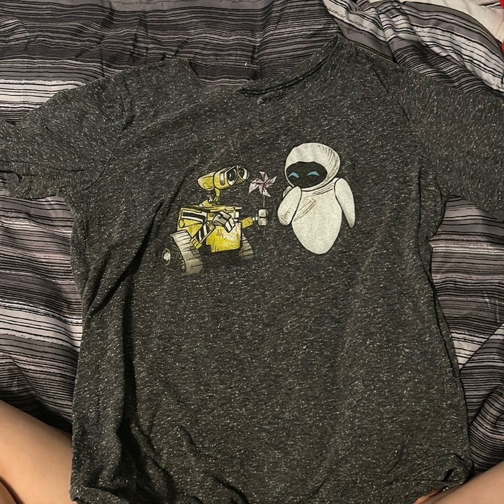Wall•E shirt
